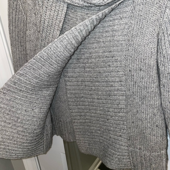 $335 Theory Coralyn Cardigan with Attached Scarf - Picture 4 of 5
